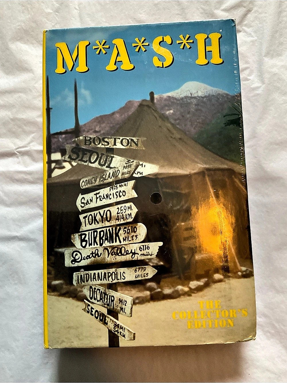 M*A*S*H: 1993 The Collector's Edition VHS Tape